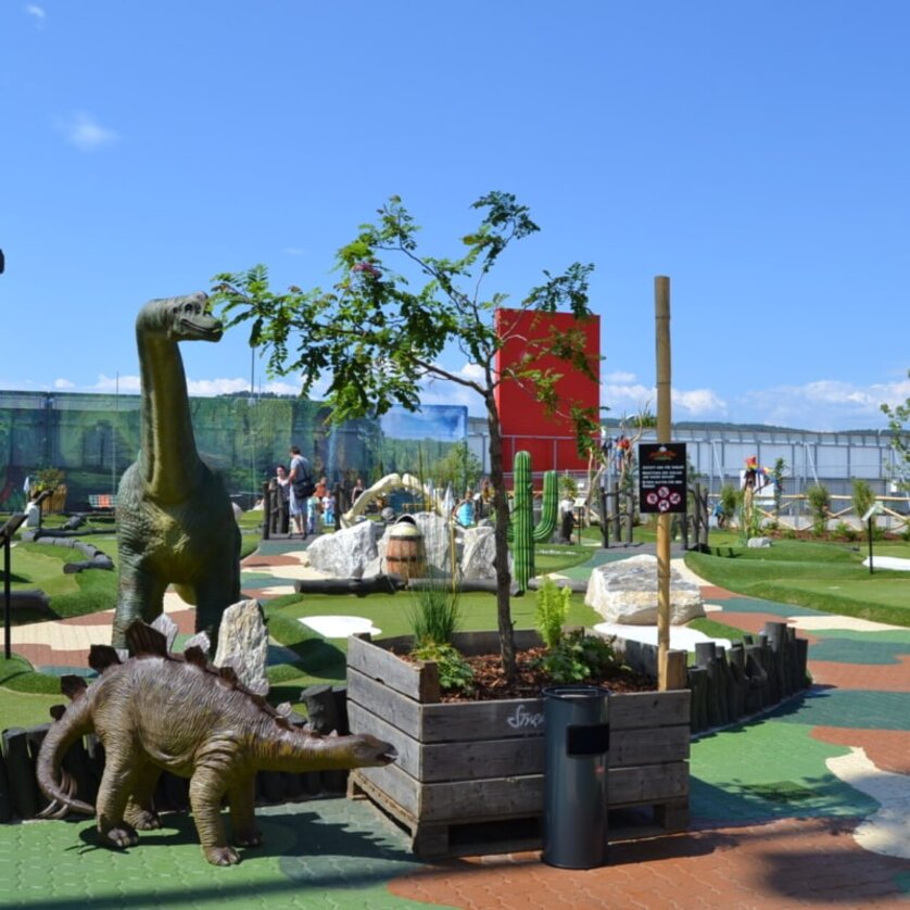 Abenteuer Minigolf Center West | © Center West