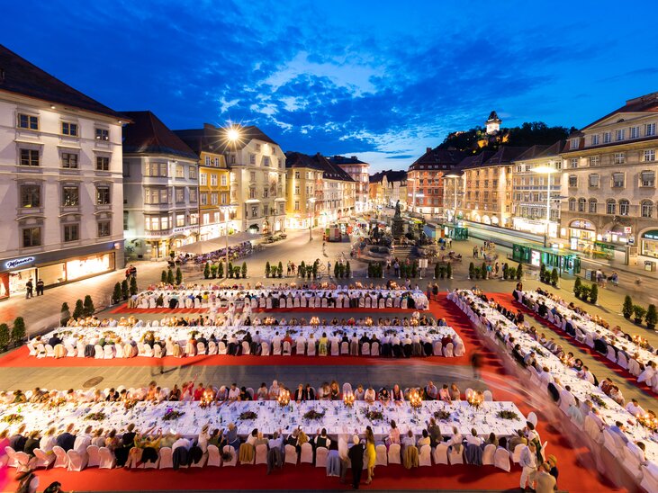 Long Table of Graz | © Graz Tourismus - Harry Schiffer