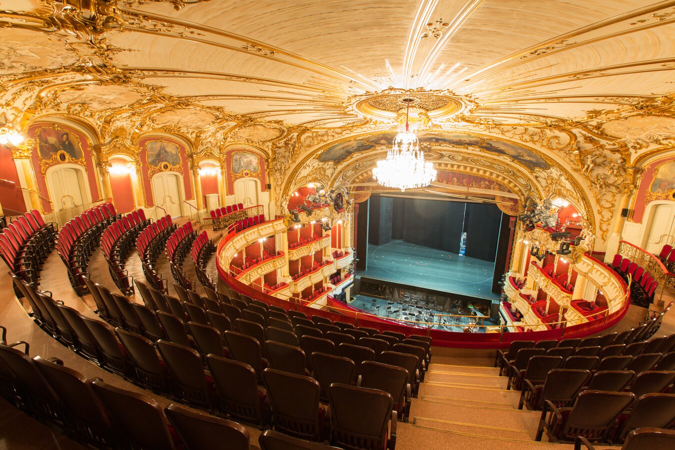 Opera House Graz | Sightseeing in Graz