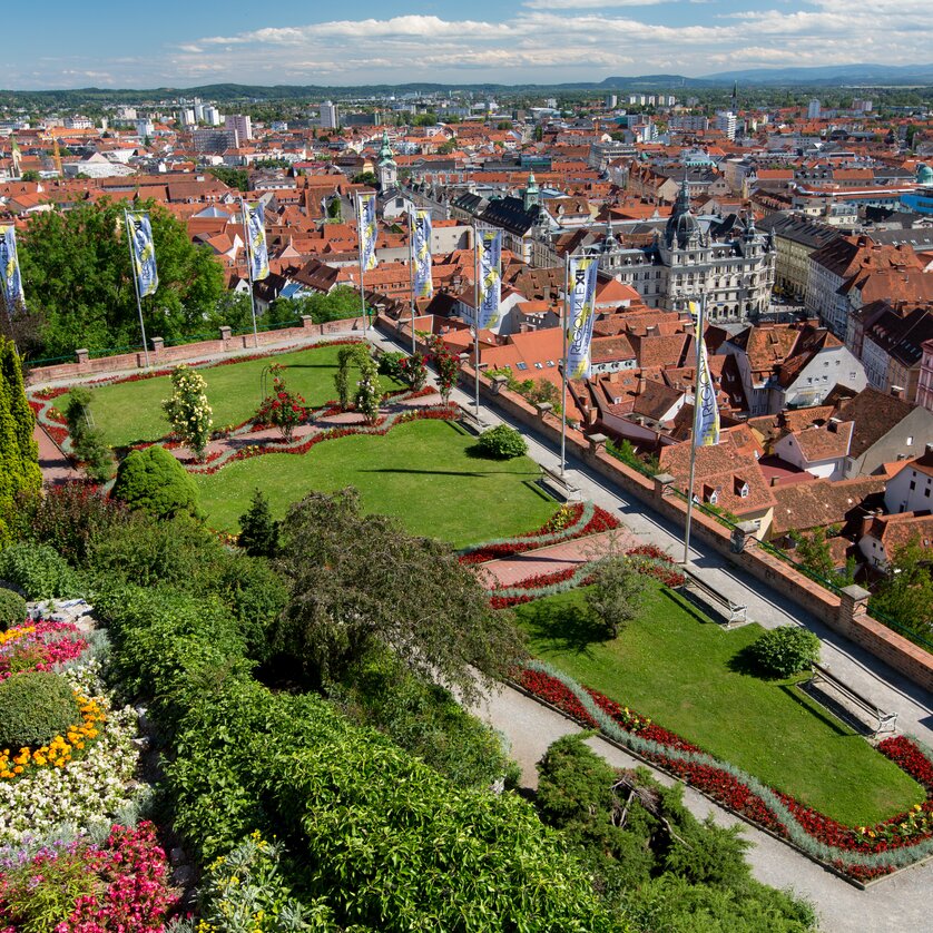 Blick auf die Gärten am Schlossberg | © Graz Tourismus - Harry Schiffer